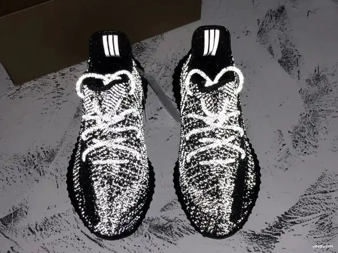 Yeezy 350 FU9007 Black Static - Adidas (Reflective) Boost V2 0621